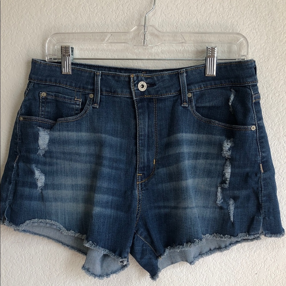 Levi high rise Denim Distressed Women Shorts 12